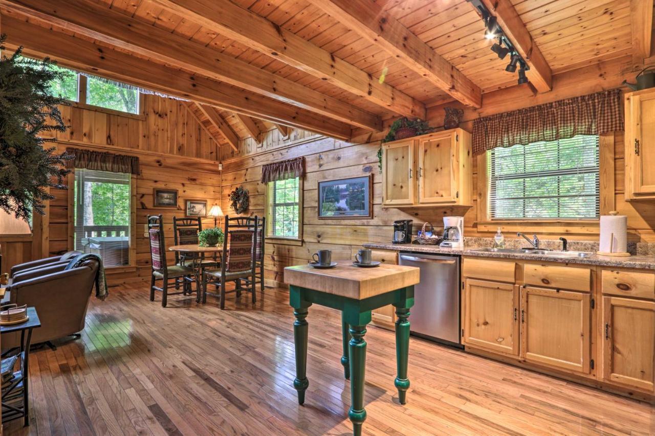 Gatlinburg Mountainside Escape With Deck And Hot Tub! Βίλα Εξωτερικό φωτογραφία