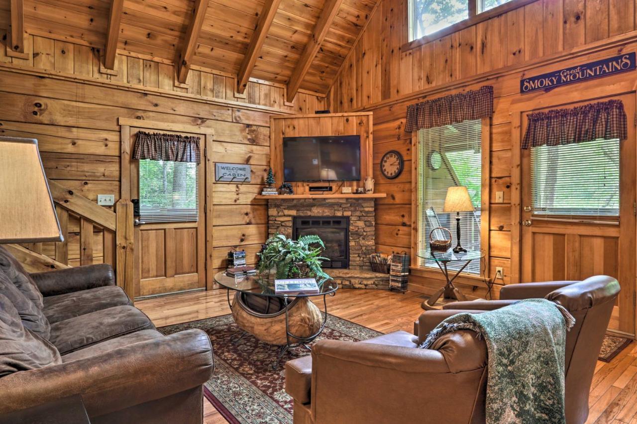 Gatlinburg Mountainside Escape With Deck And Hot Tub! Βίλα Εξωτερικό φωτογραφία