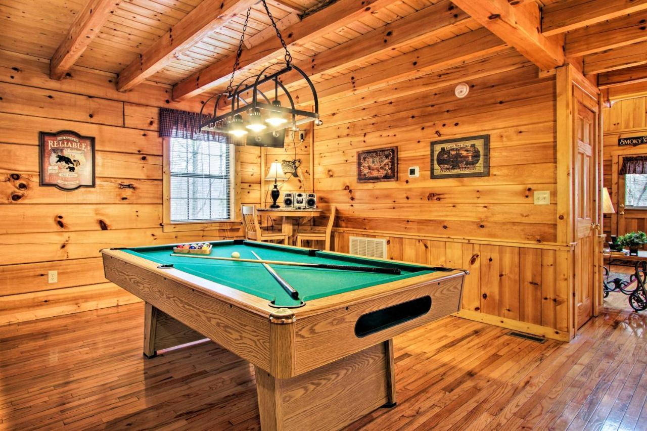 Gatlinburg Mountainside Escape With Deck And Hot Tub! Βίλα Εξωτερικό φωτογραφία