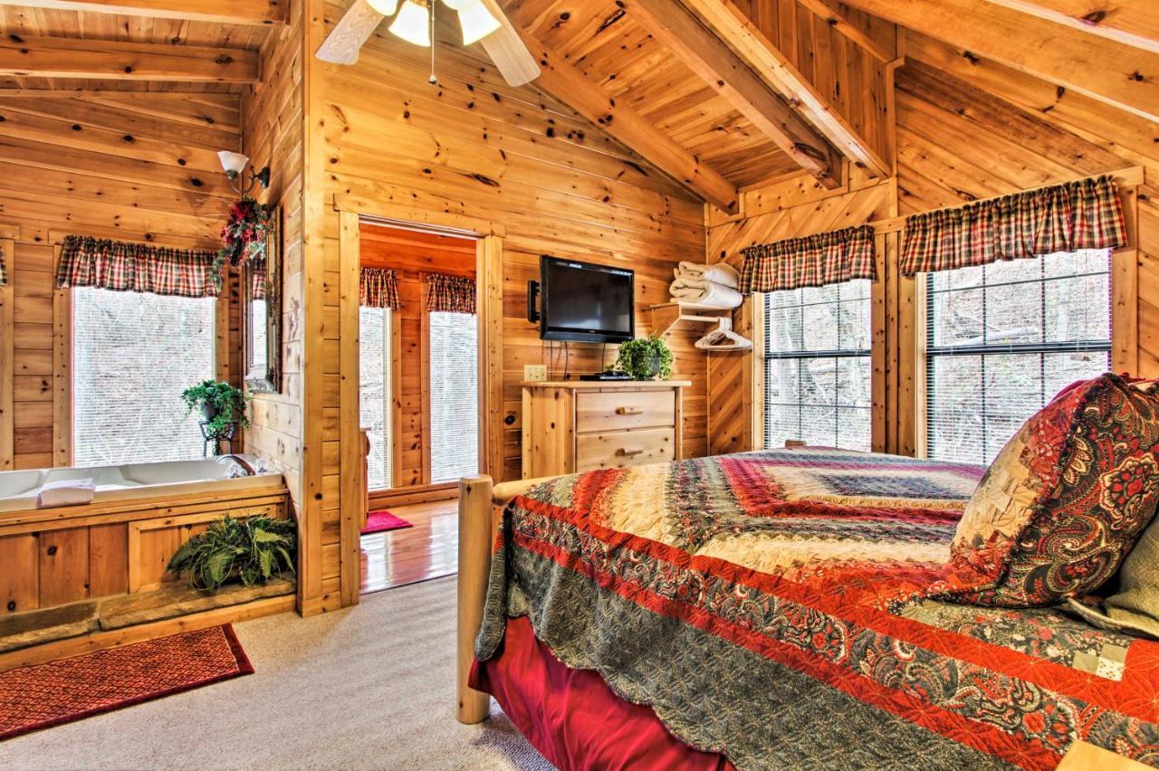 Gatlinburg Mountainside Escape With Deck And Hot Tub! Βίλα Εξωτερικό φωτογραφία