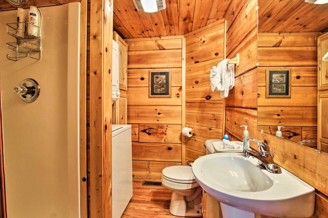 Gatlinburg Mountainside Escape With Deck And Hot Tub! Βίλα Εξωτερικό φωτογραφία