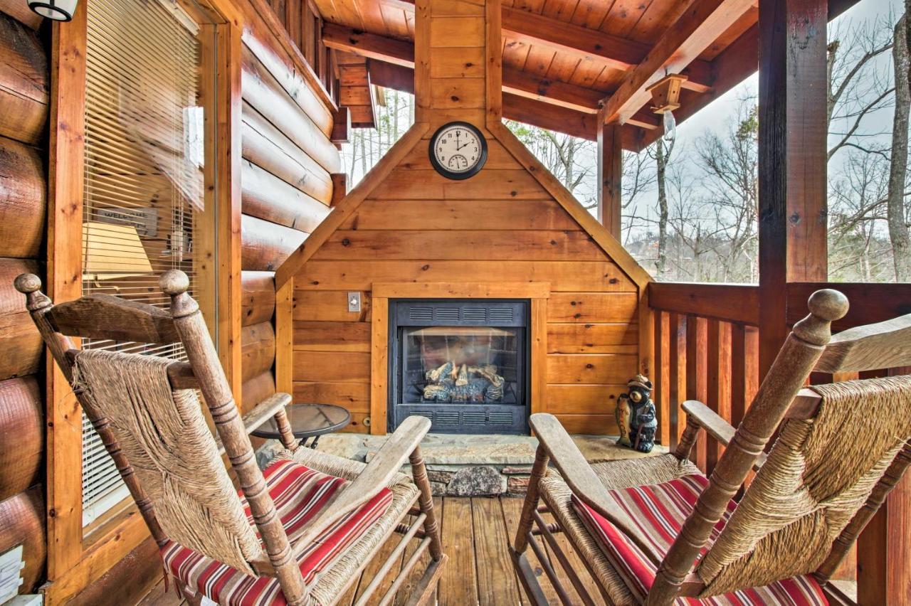 Gatlinburg Mountainside Escape With Deck And Hot Tub! Βίλα Εξωτερικό φωτογραφία