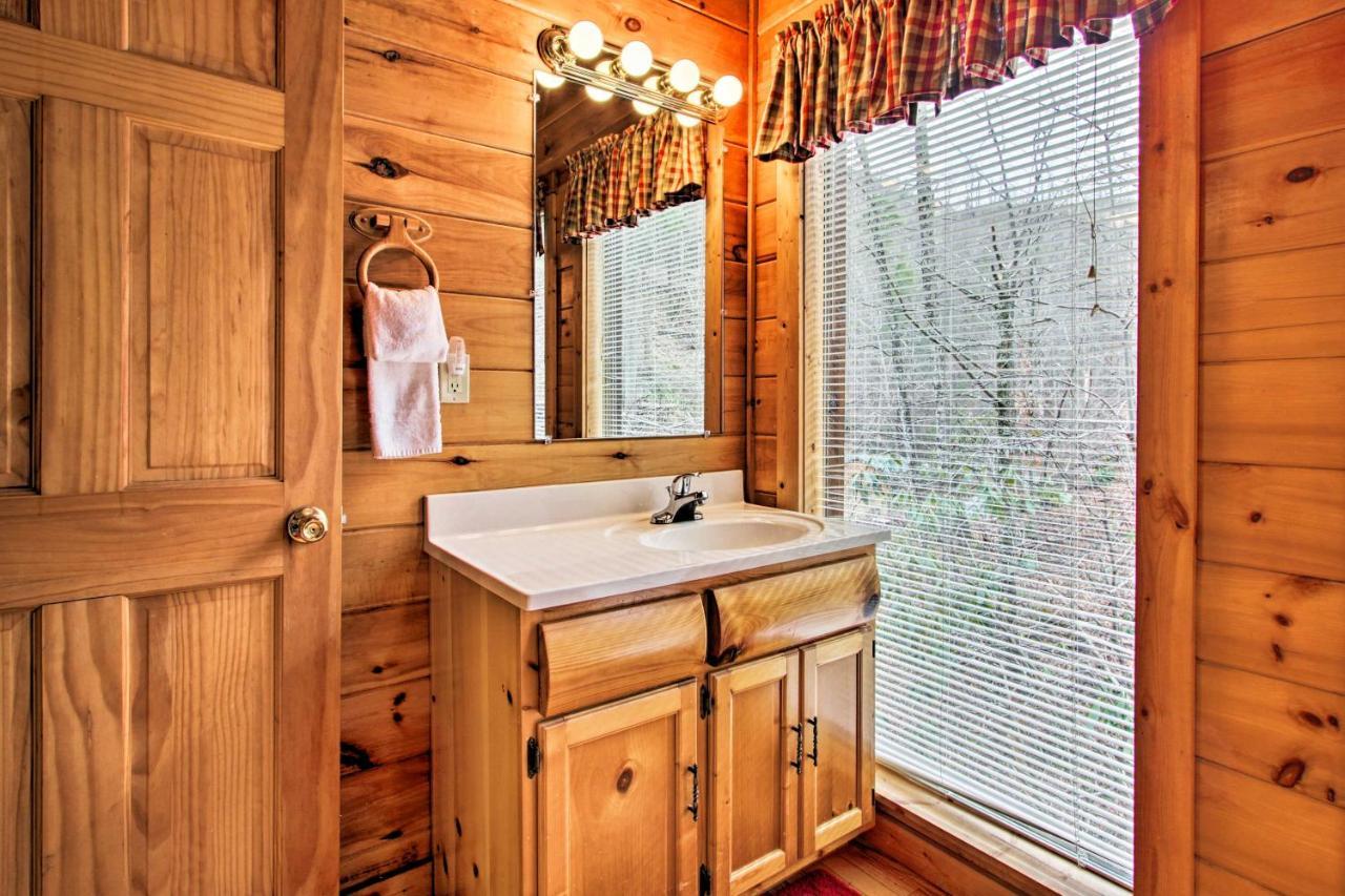 Gatlinburg Mountainside Escape With Deck And Hot Tub! Βίλα Εξωτερικό φωτογραφία
