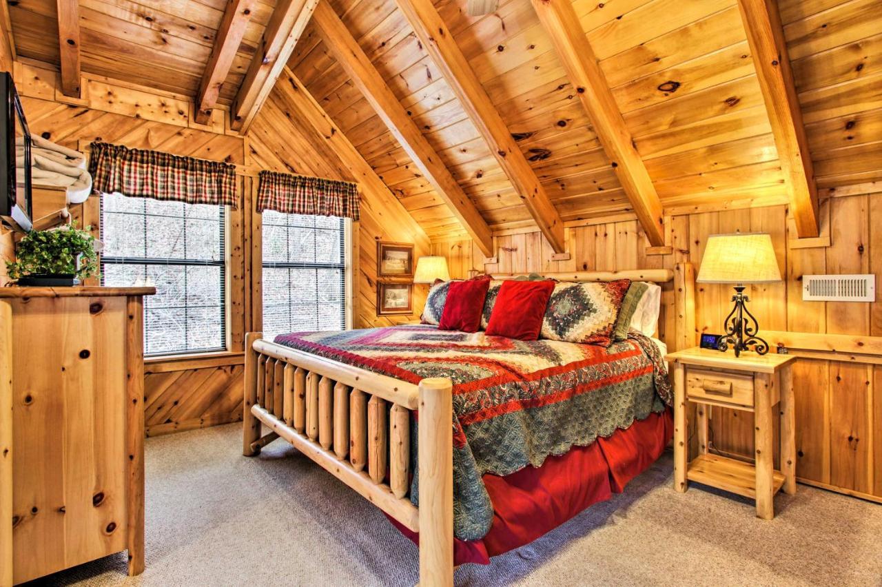 Gatlinburg Mountainside Escape With Deck And Hot Tub! Βίλα Εξωτερικό φωτογραφία